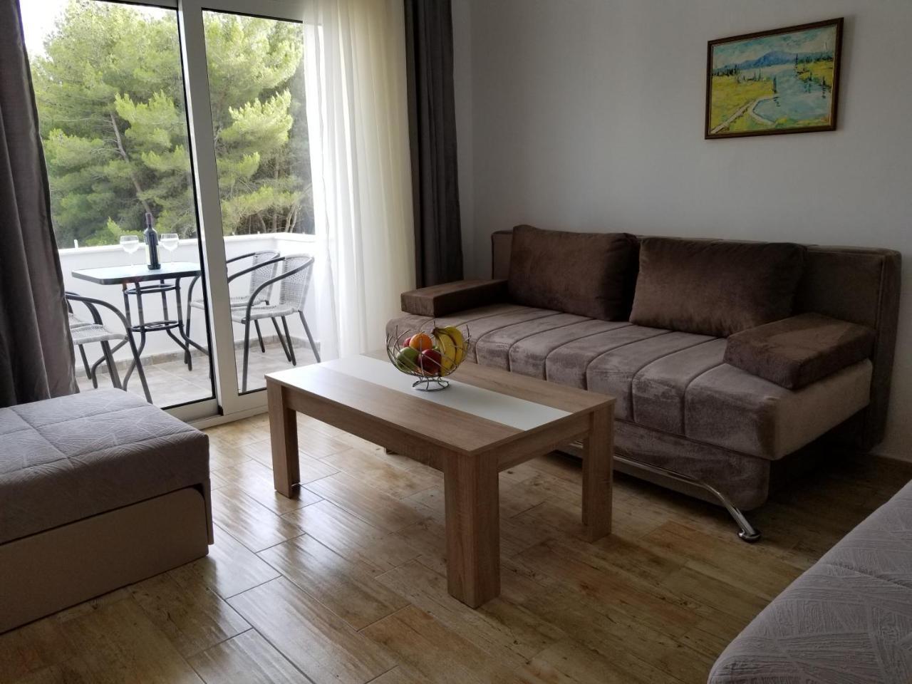 Riviera Inn Apartments Ulcinj Eksteriør bilde